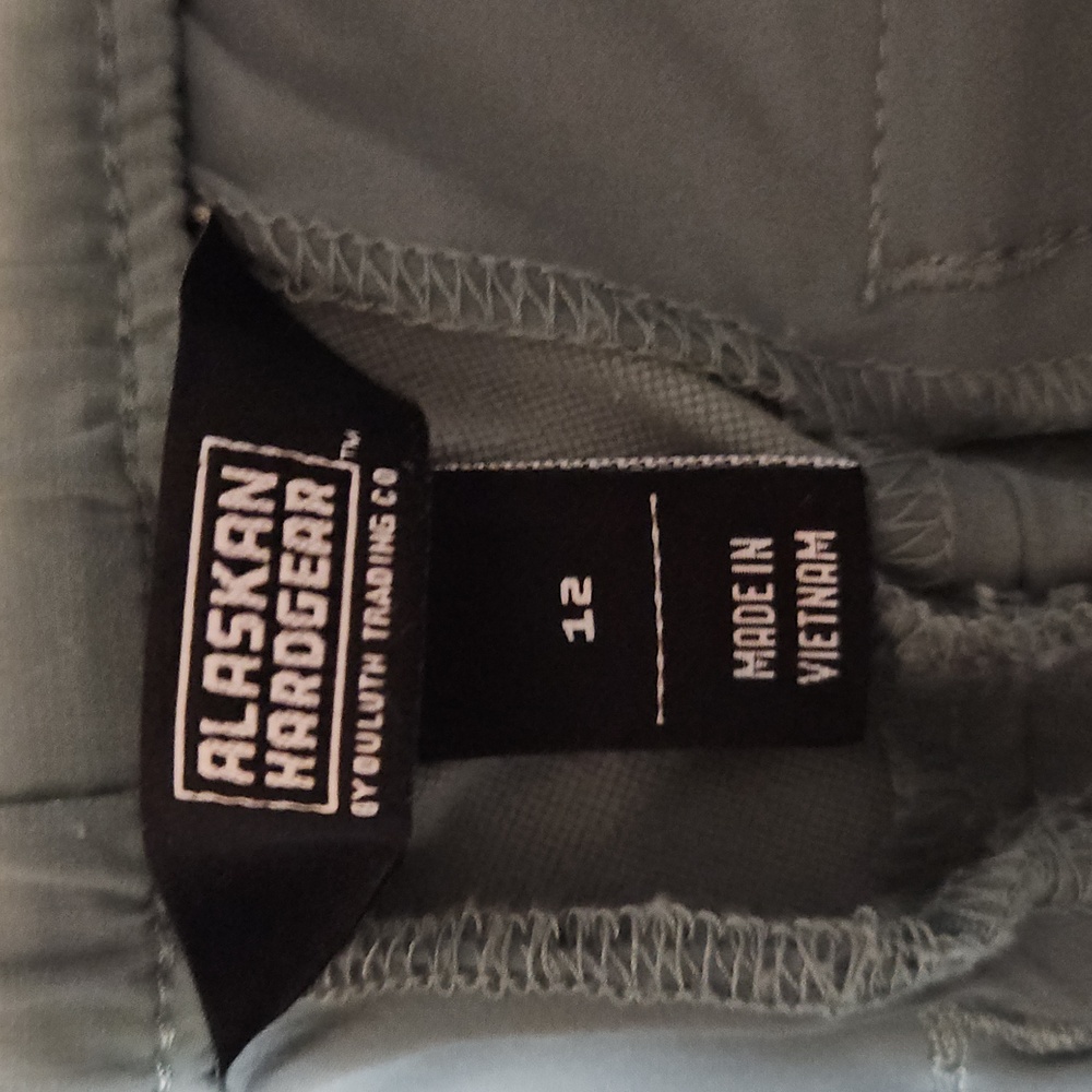 Women's Duluth Trading AKHG Roadless 5" Shorts - Picture 3 of 3